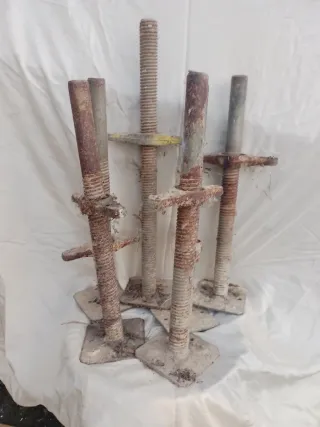 7 vallas quitamiedo 6 patas andamios. 4 puntales 1