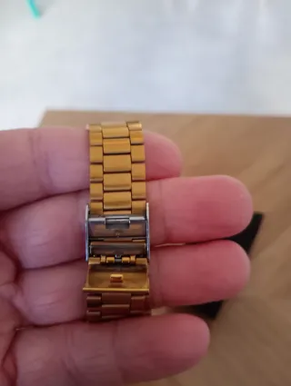 Reloj Casio Dorado