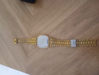 Reloj Casio Dorado