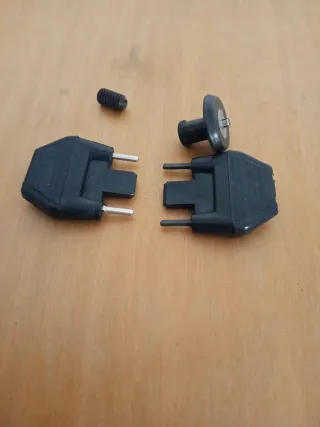 Prensatelas y accesorios para máquina de coser