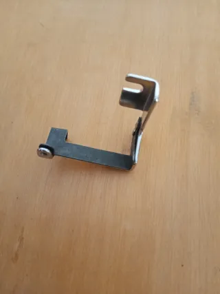 Prensatelas y accesorios para máquina de coser