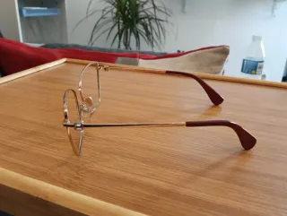 Montura de gafas Max Mara dorada y burdeos