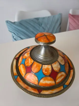 Tajín decorativo latón y hueso