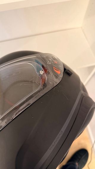 Casco integral MT Thunder 3+visor solar+funda