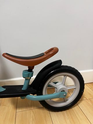 Bicicleta de equilibrio turquesa