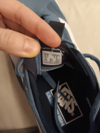 Zapatillas Vans Ultrarange Azules y Blancas