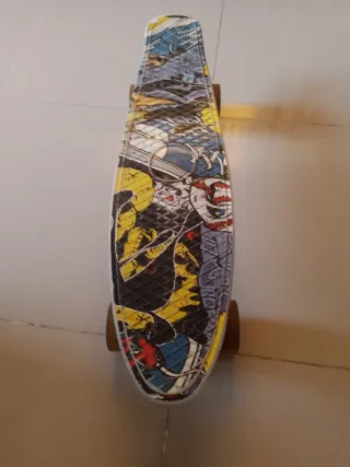 Patín estilo Penny Board con diseño