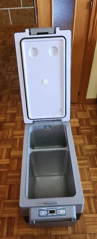 Nevera Compresor portátil 12/24 V  55 L de capacid