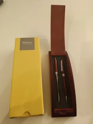 Set penna e tagliacarte in legno