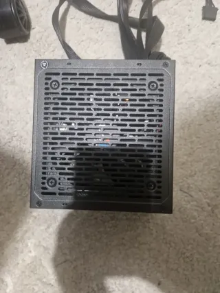 Fuente Alimentación Aerocool LUX 550W 80 Plus