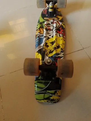 Skateboarding colorido