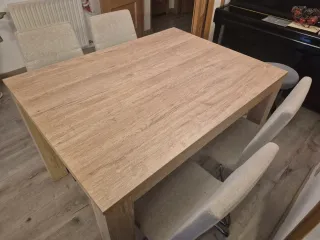 Mesa comedor extensible y 4 sillas