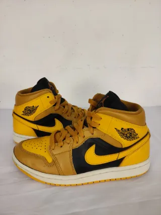 Air Jordan 1 Mid Giallo Nero