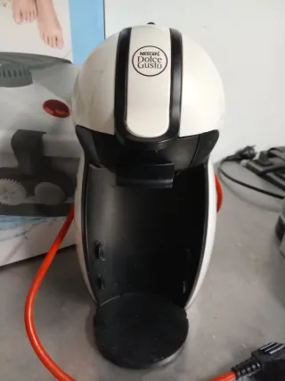 Cafetera Dolce Gusto Blanca