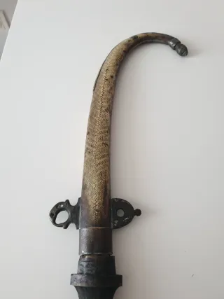 Jenya decorativa vintage metal y madera