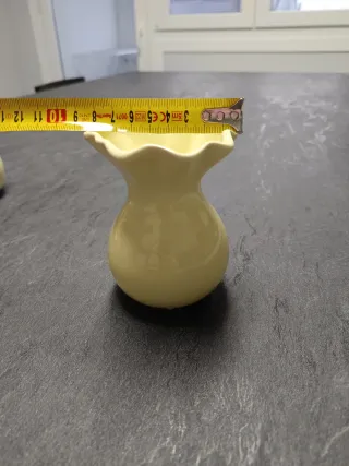 Pareja jarrones pequeños amarillos cerámica