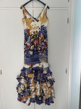 Traje de gitana de estilo moderno