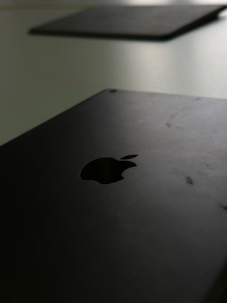 iPad 9ª Generación – Pantalla y Puerto Rotos,