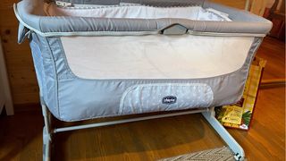 Minicuna Chicco gris