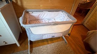 Minicuna Chicco gris