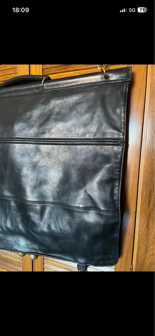 Portatrajes de cuero Longchamp negro