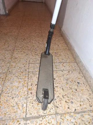 Patinete Oxelo blanco