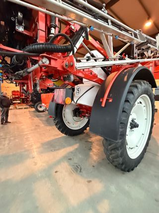 Pulverizador Arrastrado Kuhn Metris 2