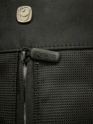 Bolso porta PC negro y azul