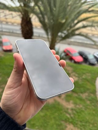 iPhone 13 - 100% Batería