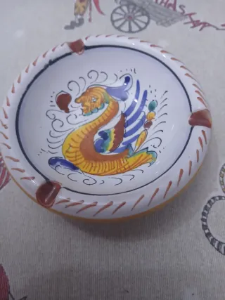 Posacenere Deruta dipinto a mano