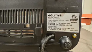 GOURMIA Tostadora de acero inoxidable. Con Ventana