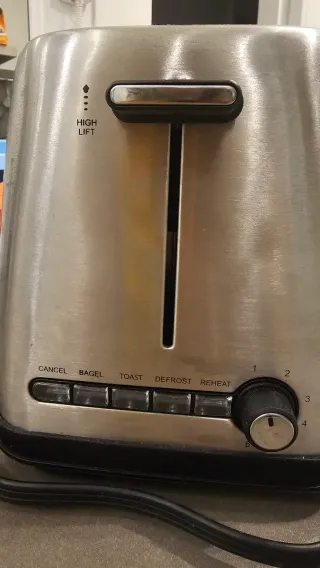 GOURMIA Tostadora de acero inoxidable. Con Ventana