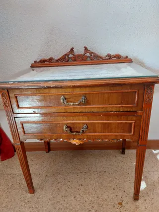 Dormitorio clásico completo de madera maciza – est