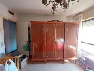 Dormitorio clásico completo de madera maciza – est