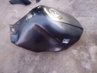 Carenado Yamaha FZR 1000