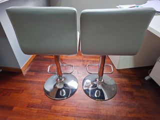 2 Taburetes Altos Regulables