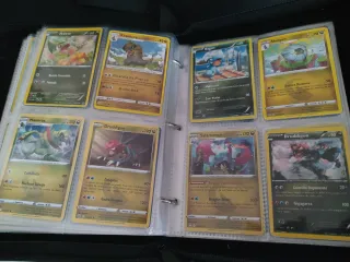 Pack cartas Pokémon + álbum Tombert