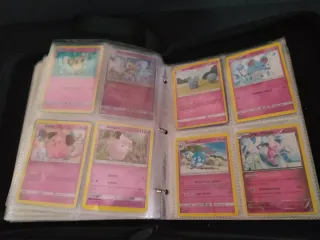 Pack cartas Pokémon + álbum Tombert