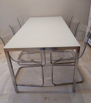 Mesa cristal y 6 sillas transparentes