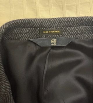 Americana Massimo Dutti Azul oscuro de espiga.