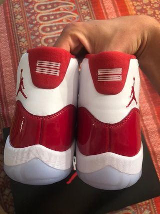 Jordan 11 Retro Cherry Talla 45