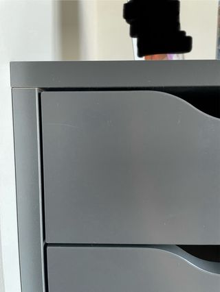 Kallax gris 4 huecos con mesa. Cajonera 5 cajones