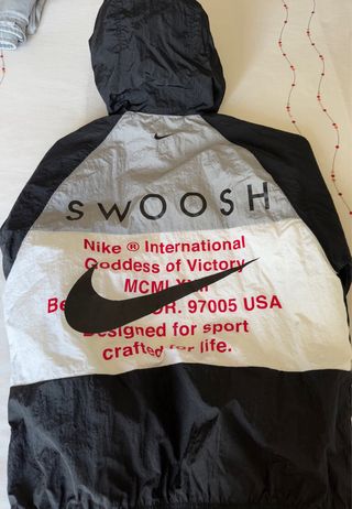 Sudadera Nike Talla S Negra y Blanca