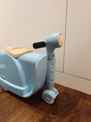 Maleta infantil Skoot azul y beige