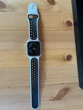 Apple Watch SE 44mm Nike