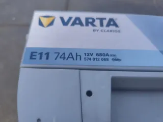 Batería. Varta. Dynamic SLI 74Ah star