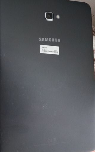 Tablet, funda y cargador