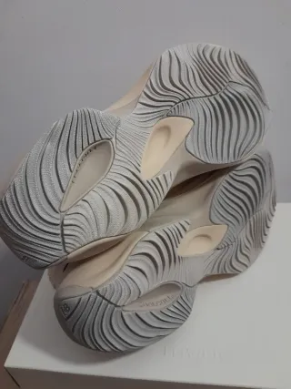 New Balance Beige Zapatillas Deportivas