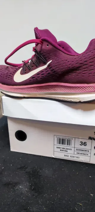 Zapatillas Nike Mujer/Niña Talla 36 color fucsia