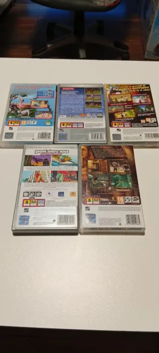 Lote 11 Cajas PSP + Manuales Originales (GTA Incl)